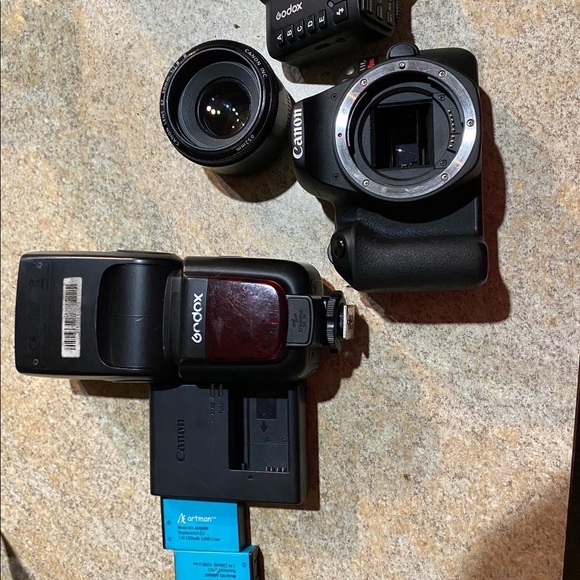 Canon SI2 - Picture 2 of 8